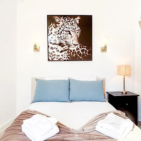 #12 1bdr Joffre, 5min From Old Town Ac & Wifi شقة *