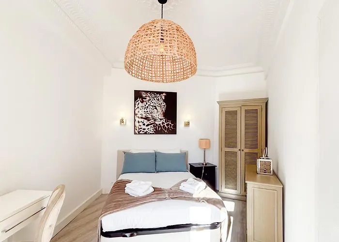 #12 1bdr Joffre, 5min From Old Town Ac & Wifi * Νίκαια